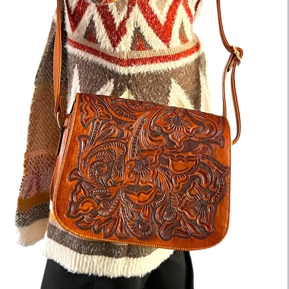 Rare💥Mauzari Sayulita Hand Tooled Leather Catalina Saddle Bag -Large - Picture 4 of 17